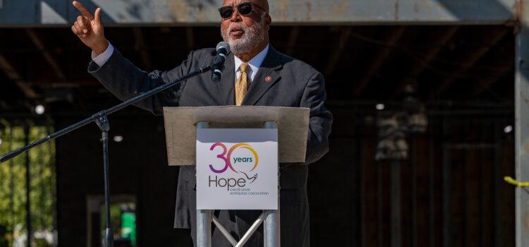 U.S. Rep. Bennie Thompson visits Bean Path to support tech growth in Jackson